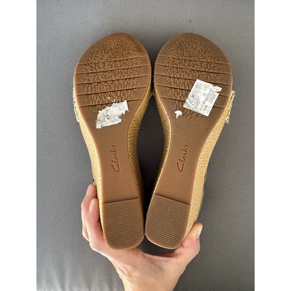 Clarks Wedge Sandals US 9M Natural Strappy Espadrille Raffia Comfort Platform - Picture 6 of 9